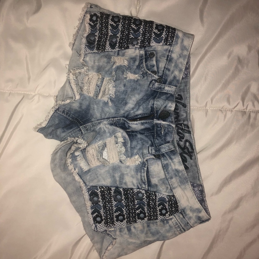 Acid washed Short shorts.